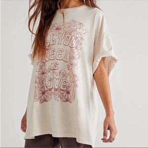 Daydreamer All You Need Is Love One Size Slouchy Oversized Tee